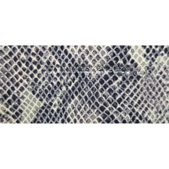 Aimee Kestenberg Snakeskin Embossed Leather Wristlet makeup Sz bag 5" x 7" NWOT - Picture 3 of 6